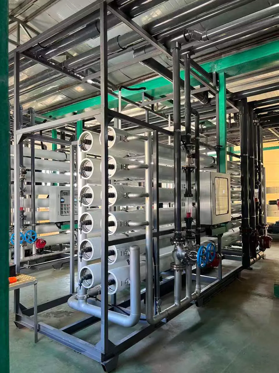 Double stage reverse osmosis plant with stainless-steel membrane array installed on site